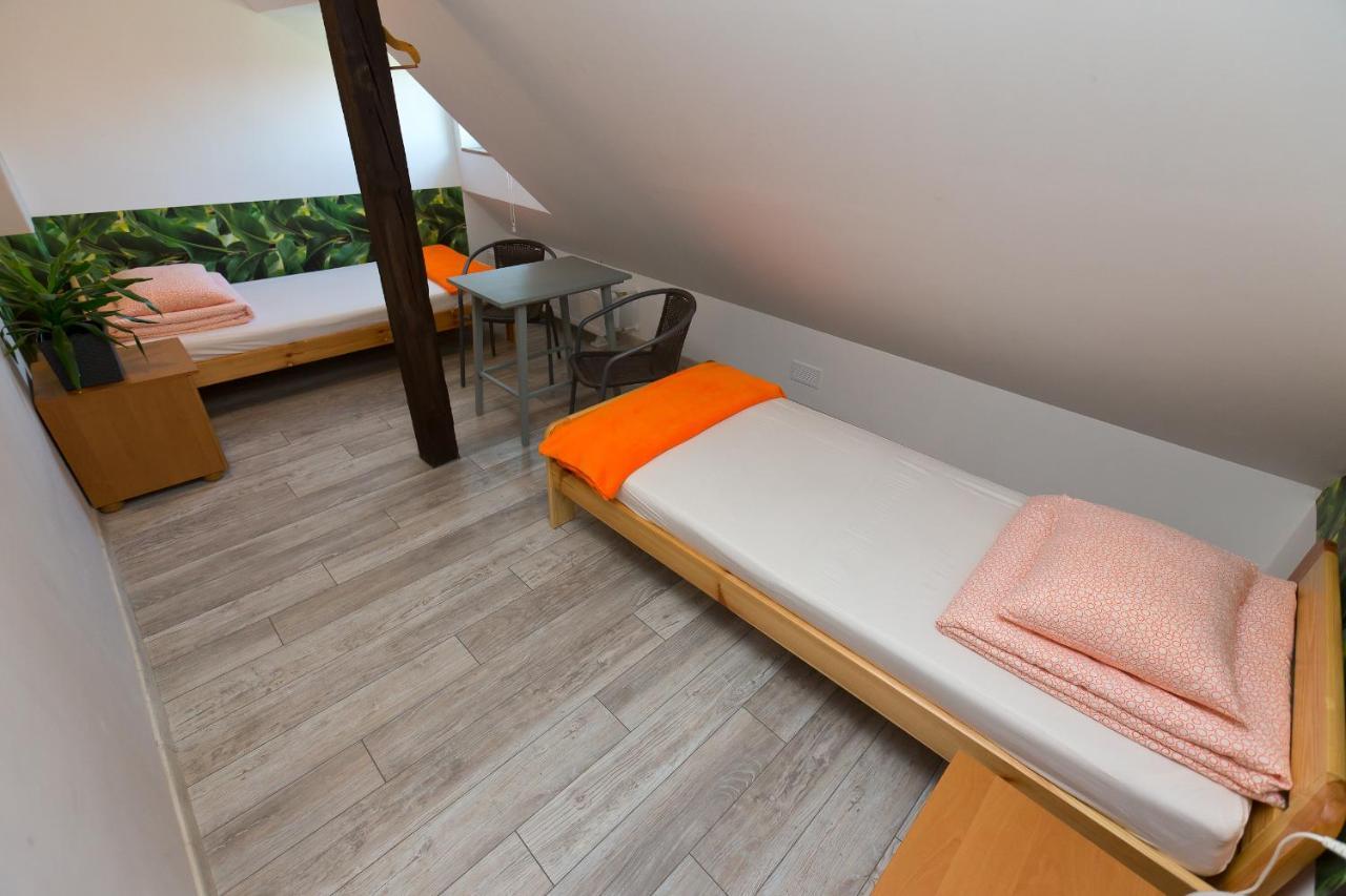 Easy Rider Hostel Vratislav Exteriér fotografie